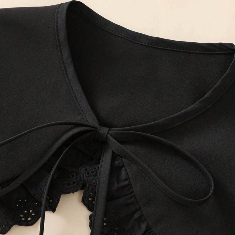 Gothic Vintage Inspired Black Collar with Ruffle Trim, Adjustable, Lolit… - Picture 3 of 4